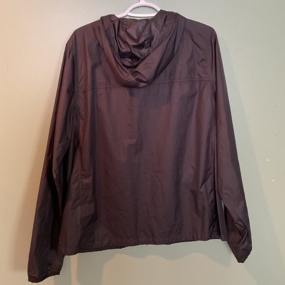 Women’s The North Face Windbreaker - Picture 2 of 2